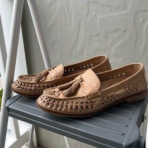 Sperry Women's Seaport Penny PlushWave Woven Leather Loafer Tan Size 10
